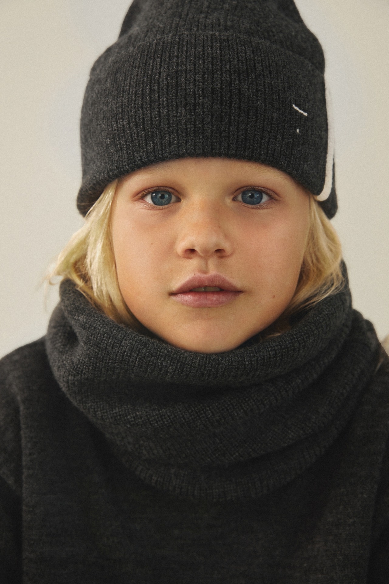 graylabel　Knitted Beanie - Black Melange