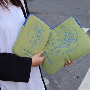 ipad tablet embroidery sleeve bag<2types>