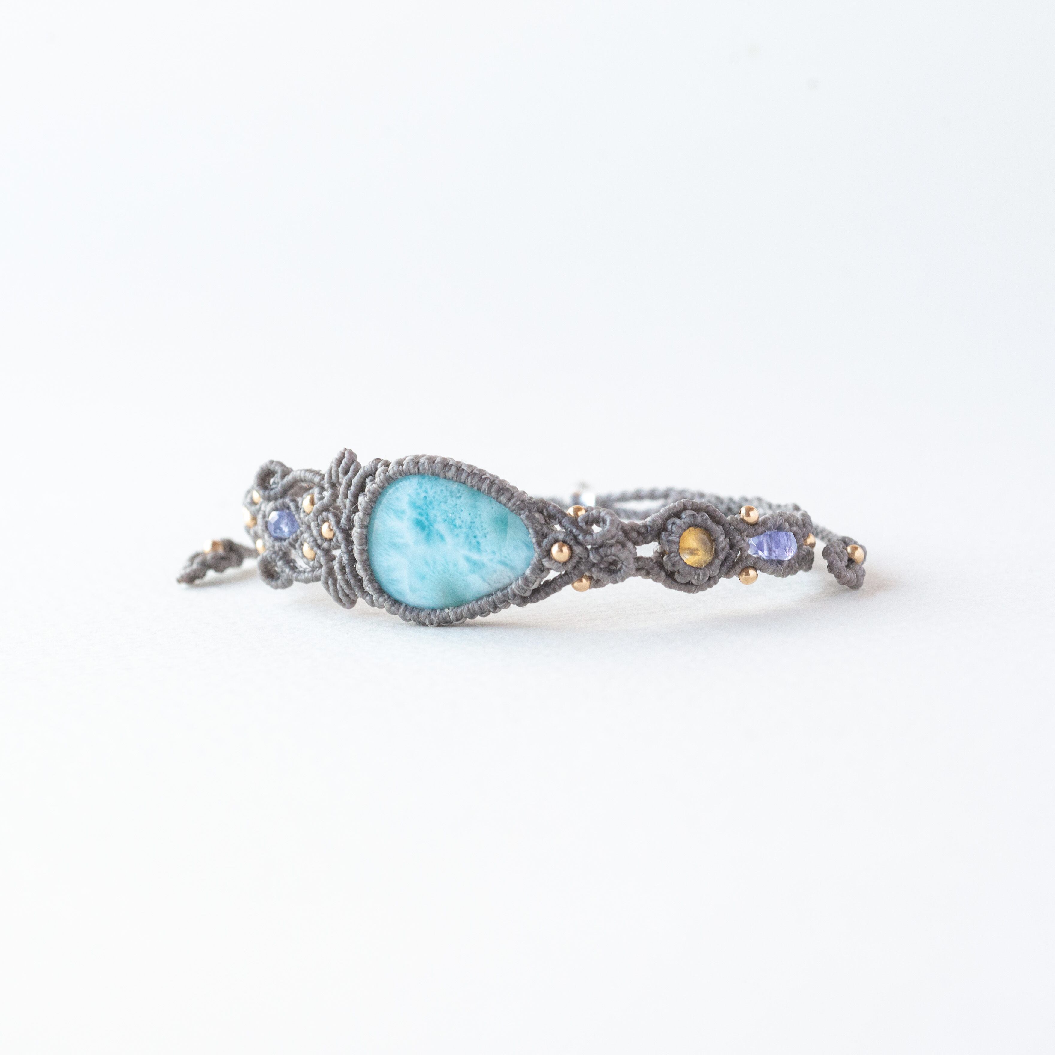 ラリマー+シトリンのマクラメ編み 天然石ブレスレット