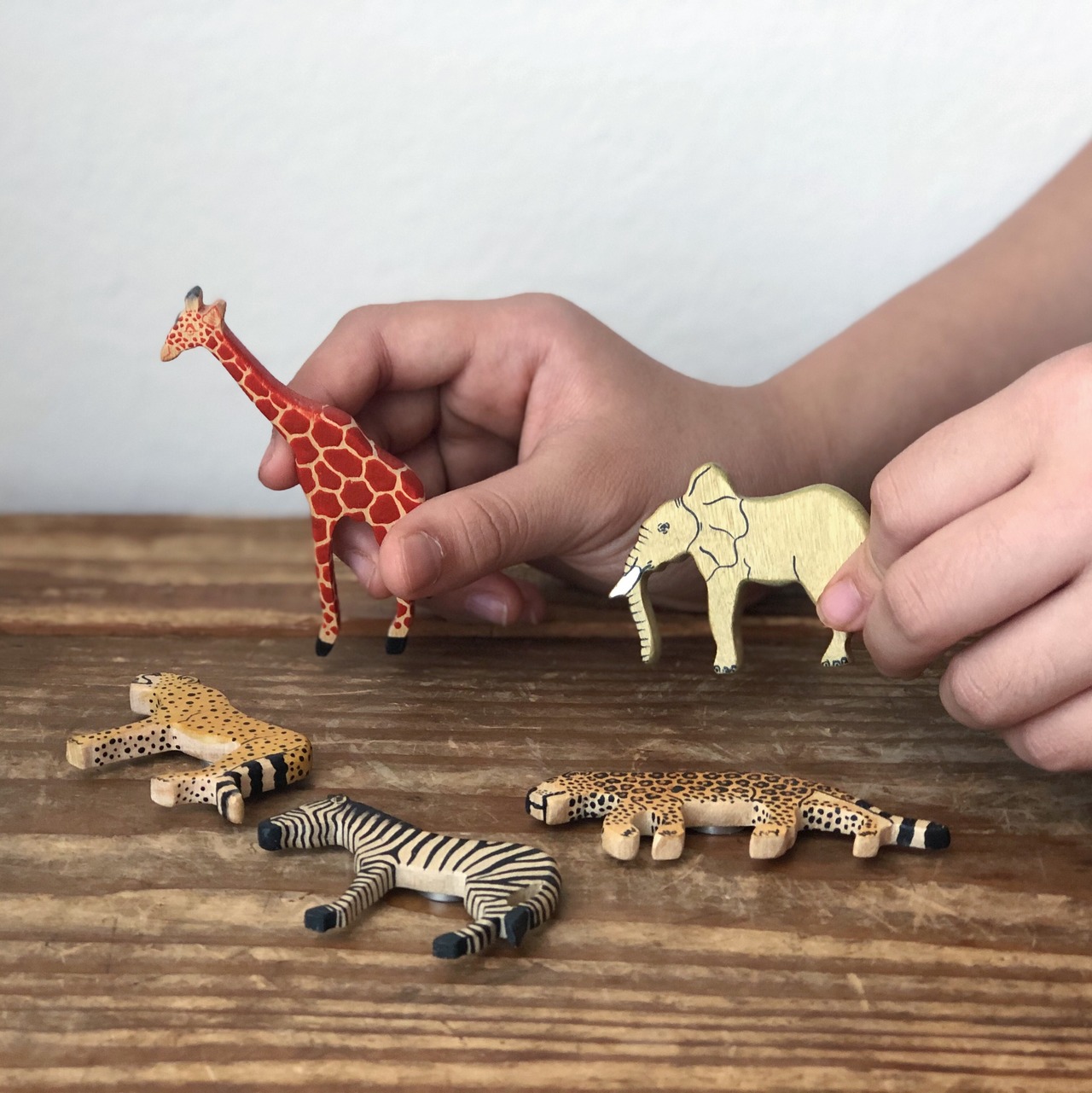 メル 木のマグネット キリン