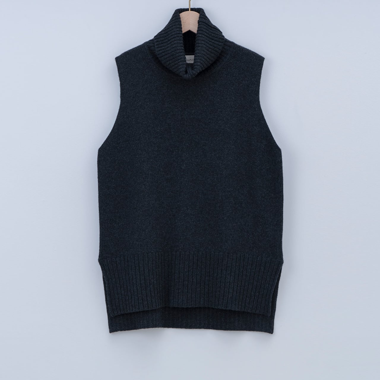 エルメス カシミヤ ハイネック ベスト40 楽天市場】【20%OFF】ヴァンソンエミレイユ ハイネック サイド