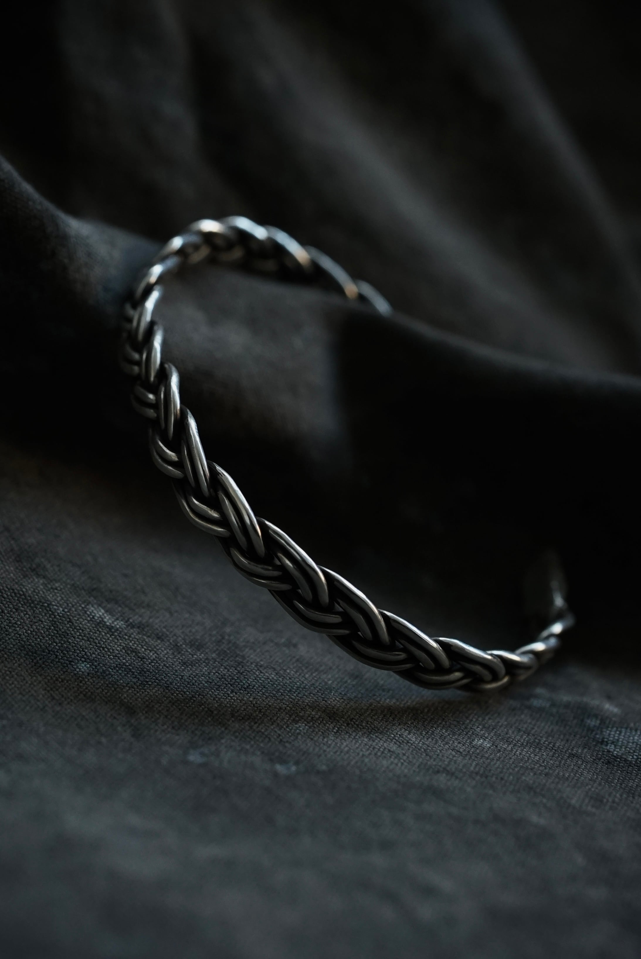 Hand Made Silver / 6_Braid Bangle | C O L I N A