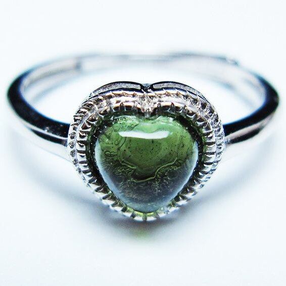 モルダバイト リング モルダウ石 指輪 ハート フリーサイズ 13号 一点物 メール便可 [M便 1/20] 199-628