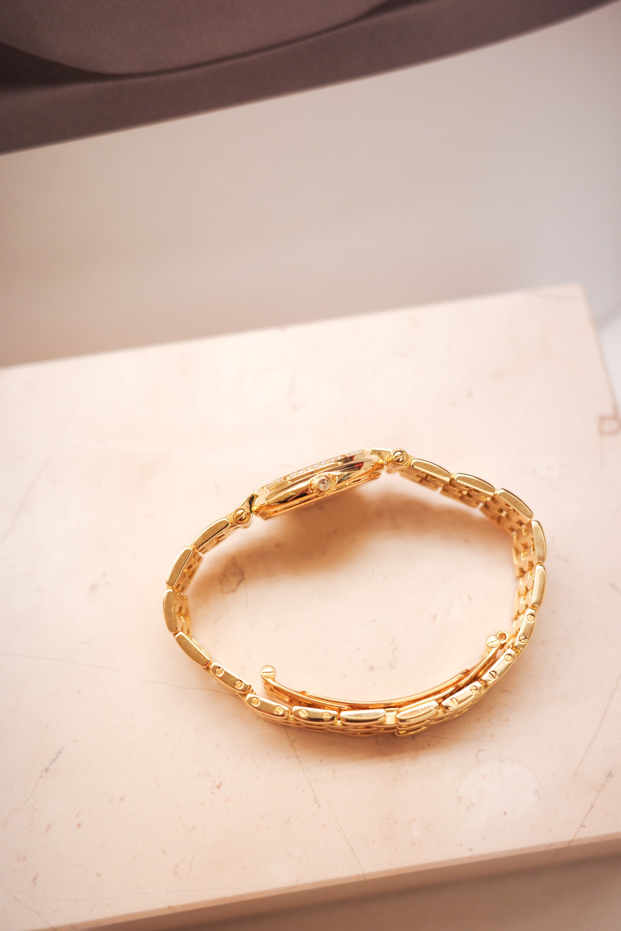 カルティエ パンテール ラウンド SM ゴールド 純正ダイヤモンド シェル文字盤