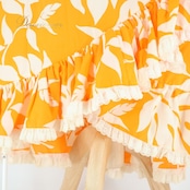フラダンス 衣装 ワンピース ドレス アロハスタンダード オレンジ系 ALOHA STANDARDS 日本製 フリル アシンメトリー レース かわいい 華やか 鮮やか 明るい 橙 白 ハワイアン アロハ ハワイアンプリント フラ ダンス レッスン 練習