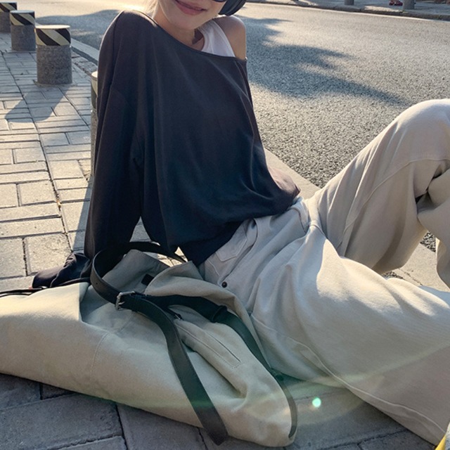 fake two-piece cut and sew top J00015