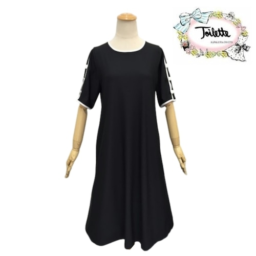 【トワレ toilette 新品】ワンピース 配色パイピング リボンワンピ 343-083 ブラック フリーサイズ 大人かわいい服 ディリーウェアー ミセス レディース キレイメ アパレル 女性