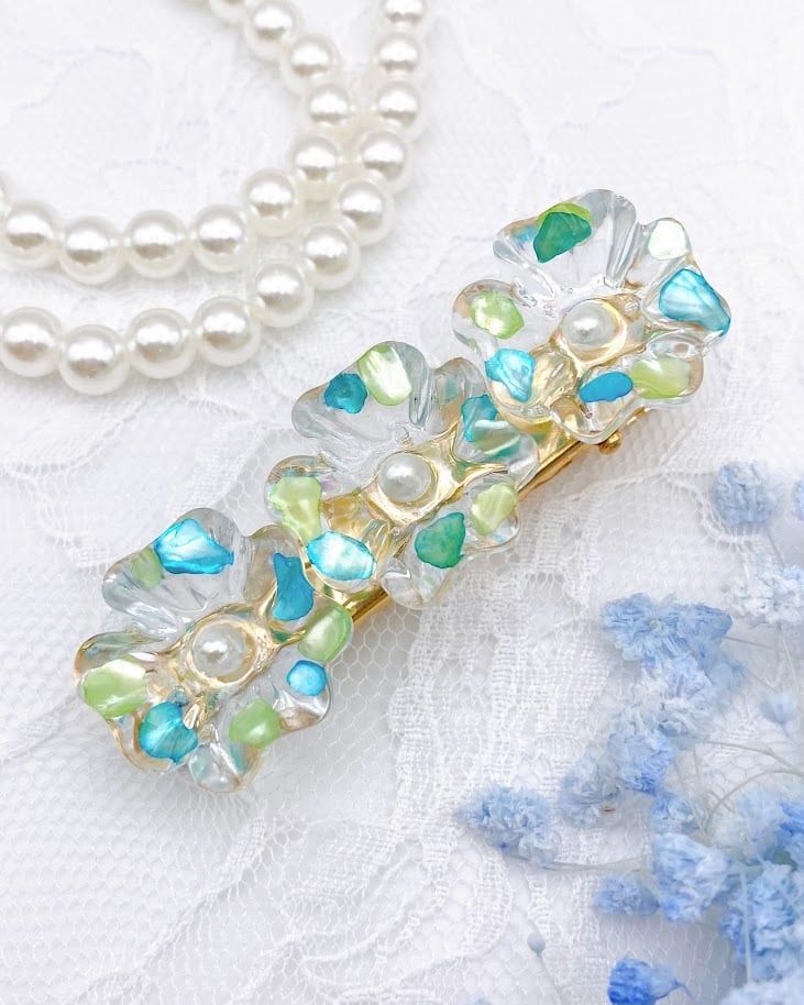 一輪の華をキミに ハンドメイド スワロフスキー ピアス | PAY ID
