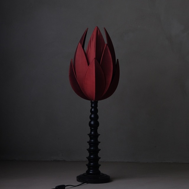 Floor lamp