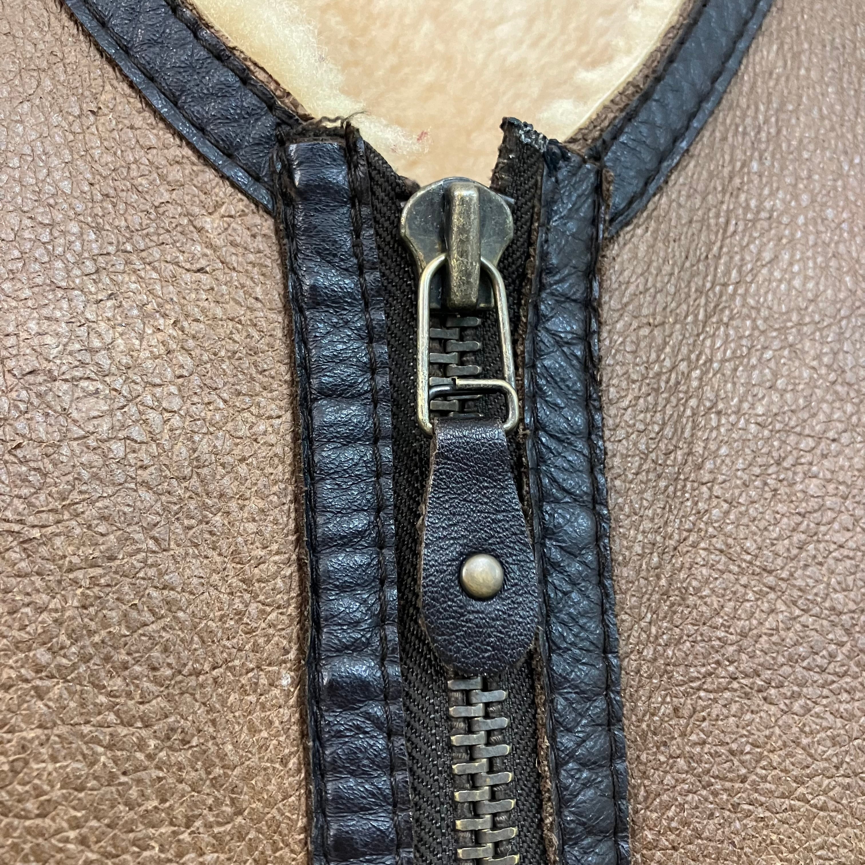 VINTAGE DAF Real Mouton zip Vest 』USED 古着 ヴィンテージ リアル