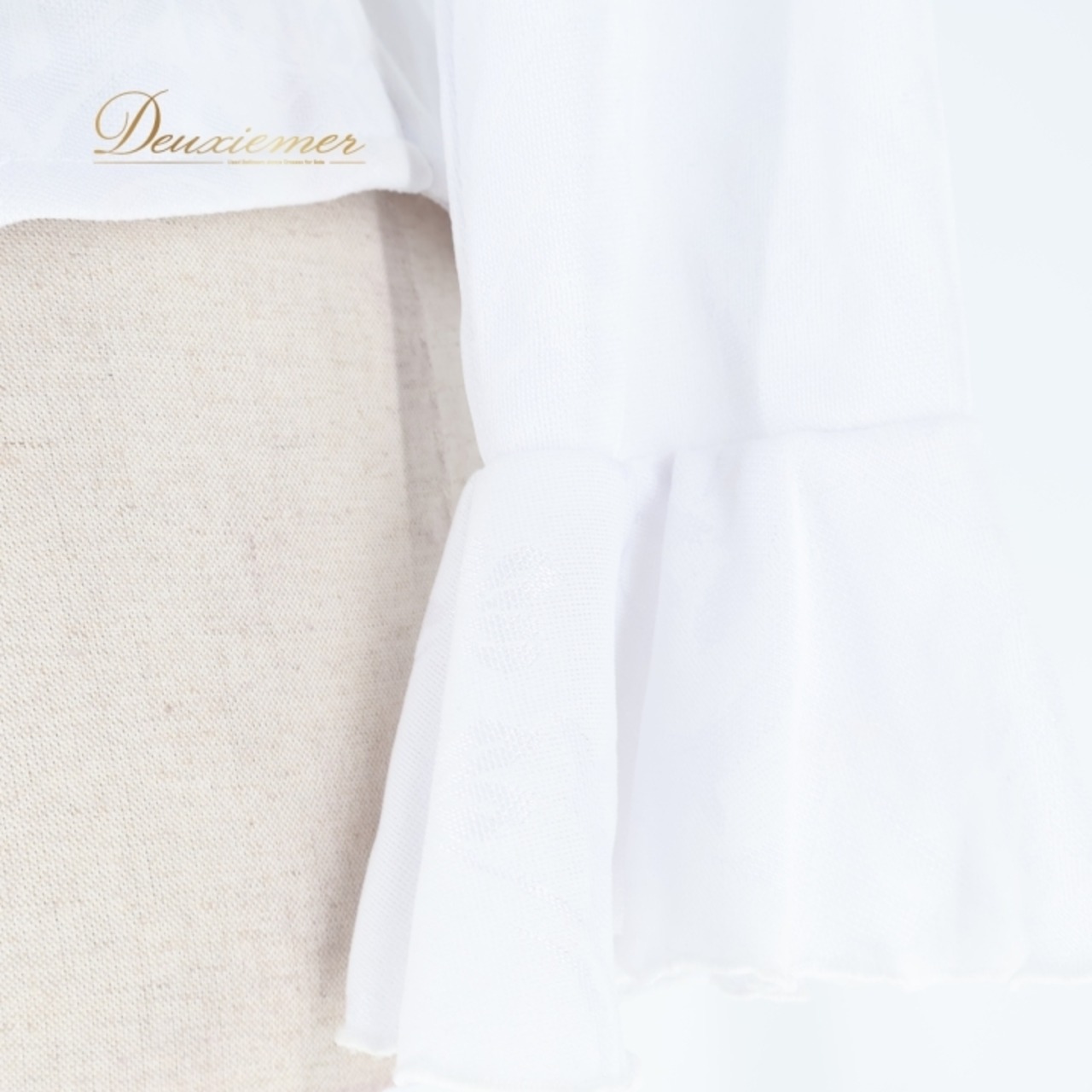 フラメンコ 衣装 トップス ブラウス 白 長袖 フリル ダンス パーティ 発表会 ホワイト系 フリルデザイン おしゃれ ダンス衣装 イベント用コスチューム エレガント レディース スタイリッシュ