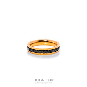 black×gold ring