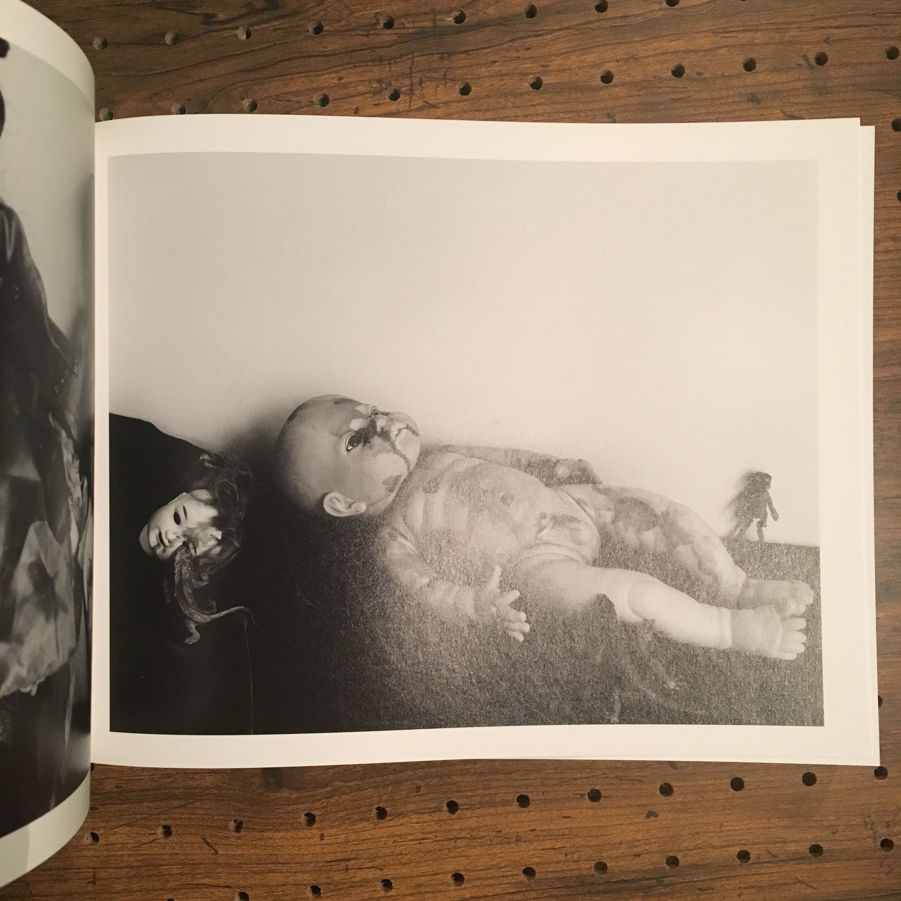 荒木経惟 写狂老人A 76齢（Signed）Nobuyoshi Araki 写狂老人A |