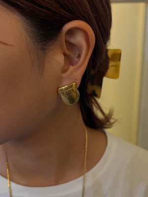 Salvatore Ferragamo / vintage Gancini design gold earrings.(o)
