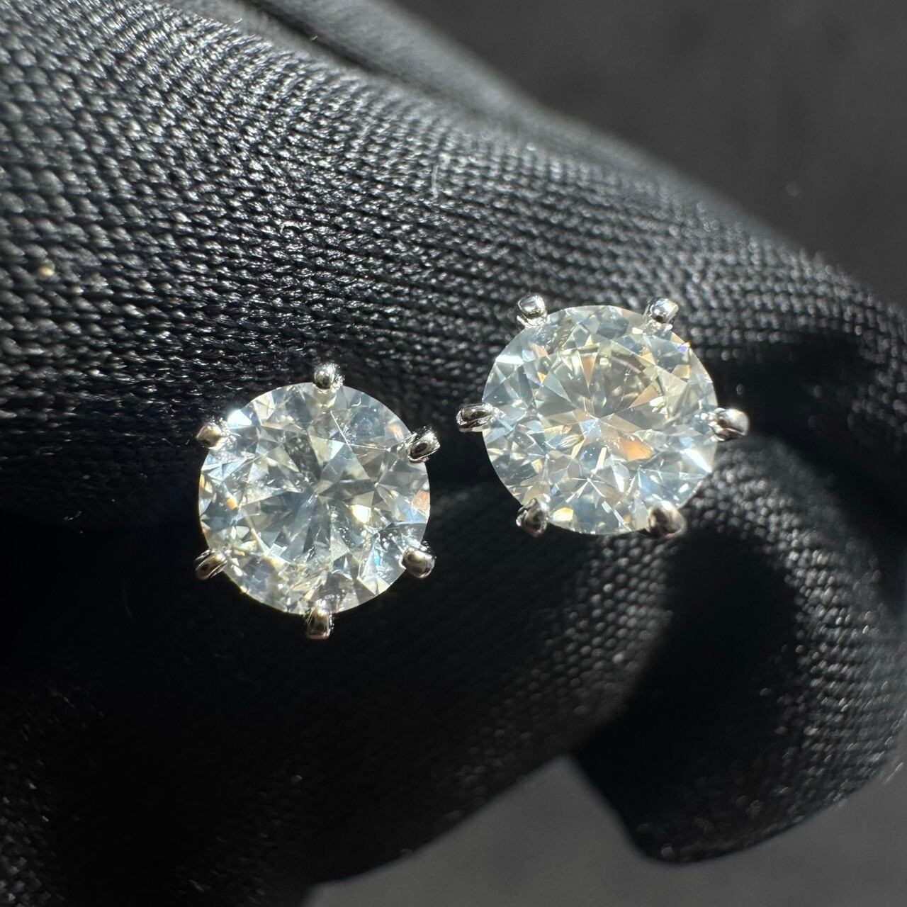 ダイヤモンド ピアス0.8ct 0.4×0.4ct Pt900 プラチナ Pt900 