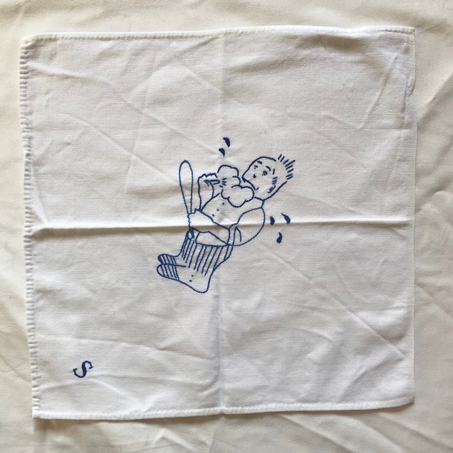 青いおじさん刺繍の布　