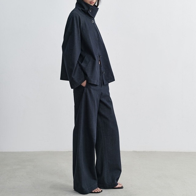 high neck blouson　10900