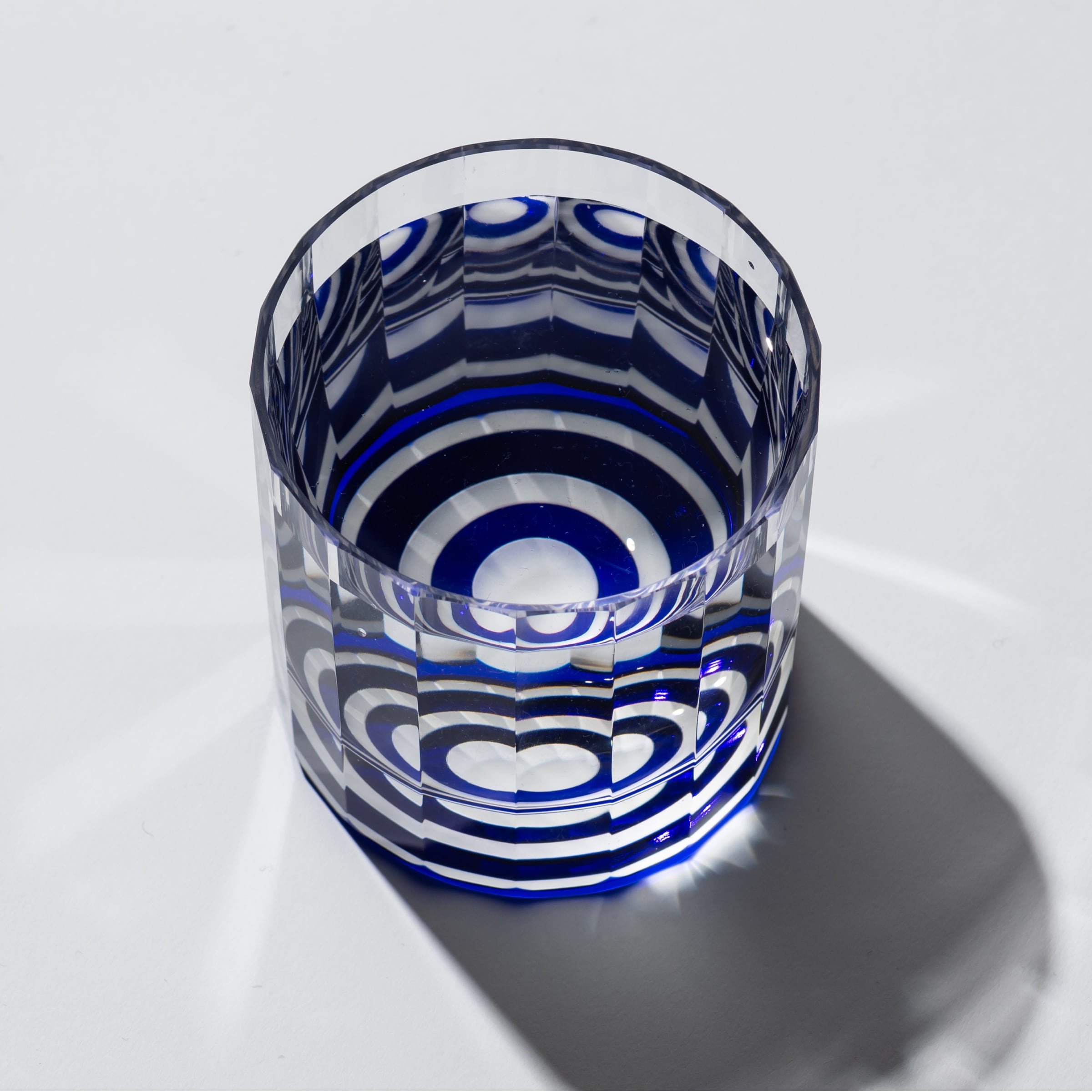 瑠璃 蛇ノ目切子 ぐい呑 | 椎名切子（GLASS-LAB) 江戸切子・砂切子の通販
