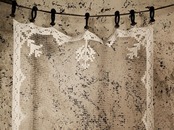 フランス 灰色と白薔薇と手編フィレレースカーテン 真鍮リング付 アンティーク