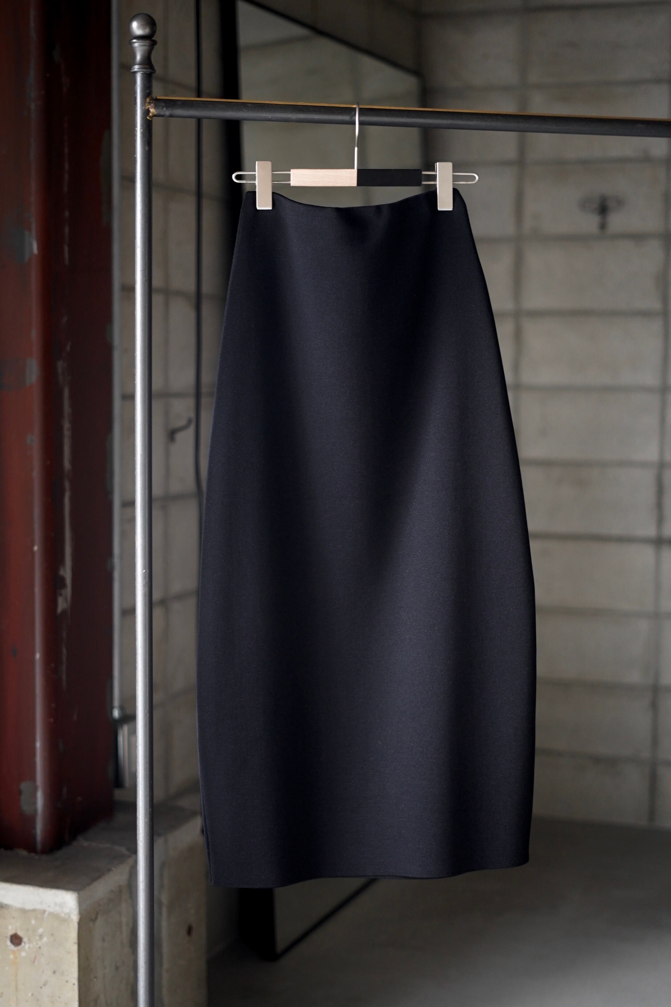 IIROT Air Knit Skirt  BLACK 021-023-KS06