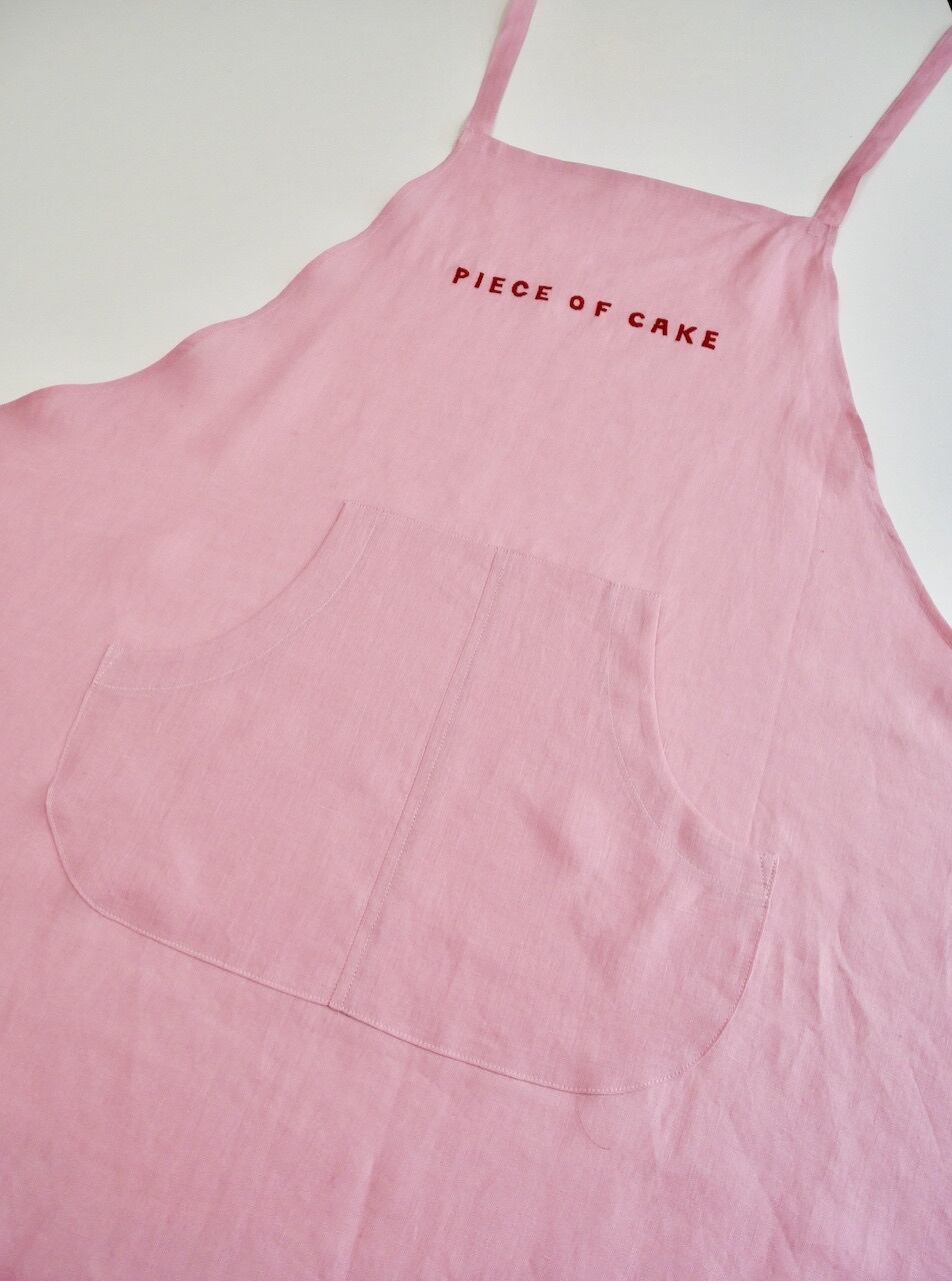 リネンエプロン／メッセージ手刺繍入り | set-list-tokyo