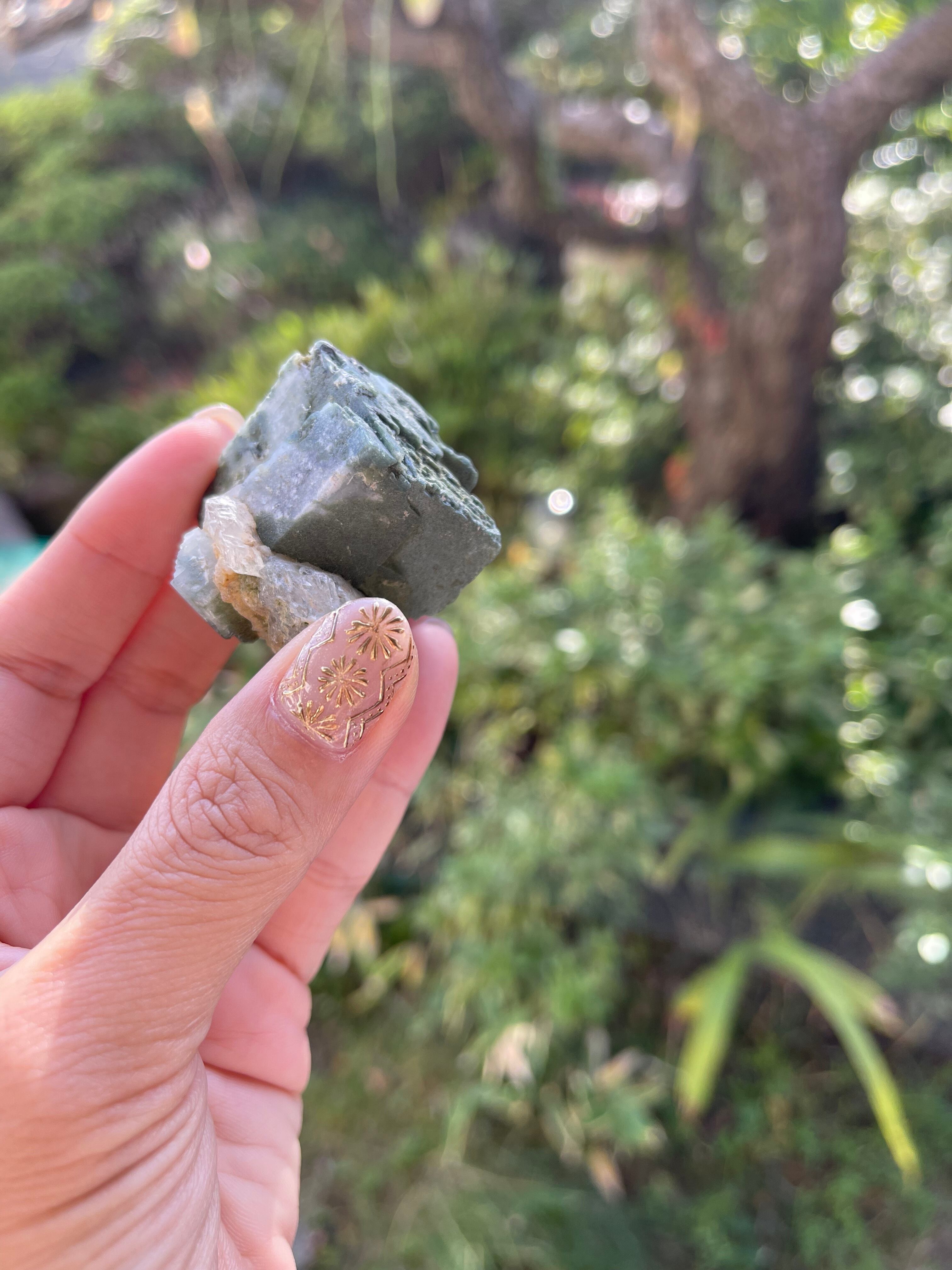 Feldspar (Epidote） / 長石(エピドート共生)