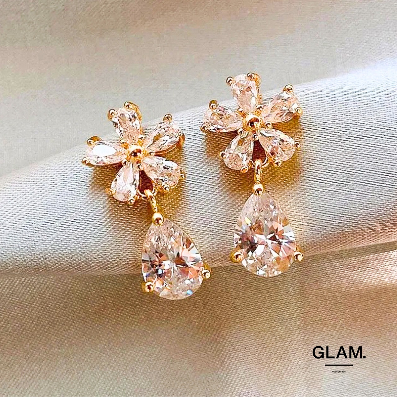ジルコニアフローラルドロップピアス