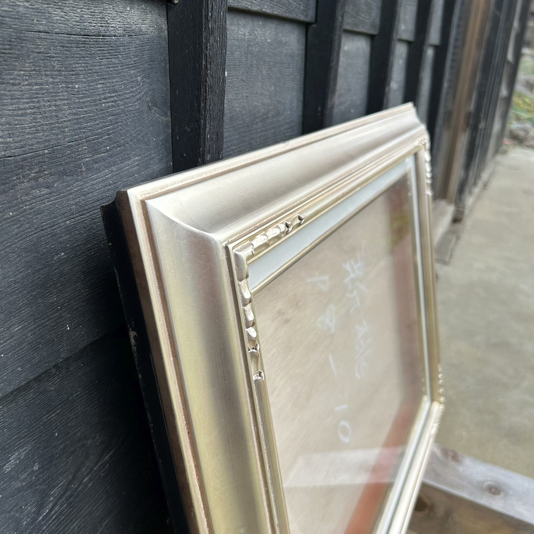 大きなフレームです。　額縁　フレーム　アンティーク　ヴィンテージ Amazon.co.jp: [XYJP] アンティークスタイル フレーム ミニ