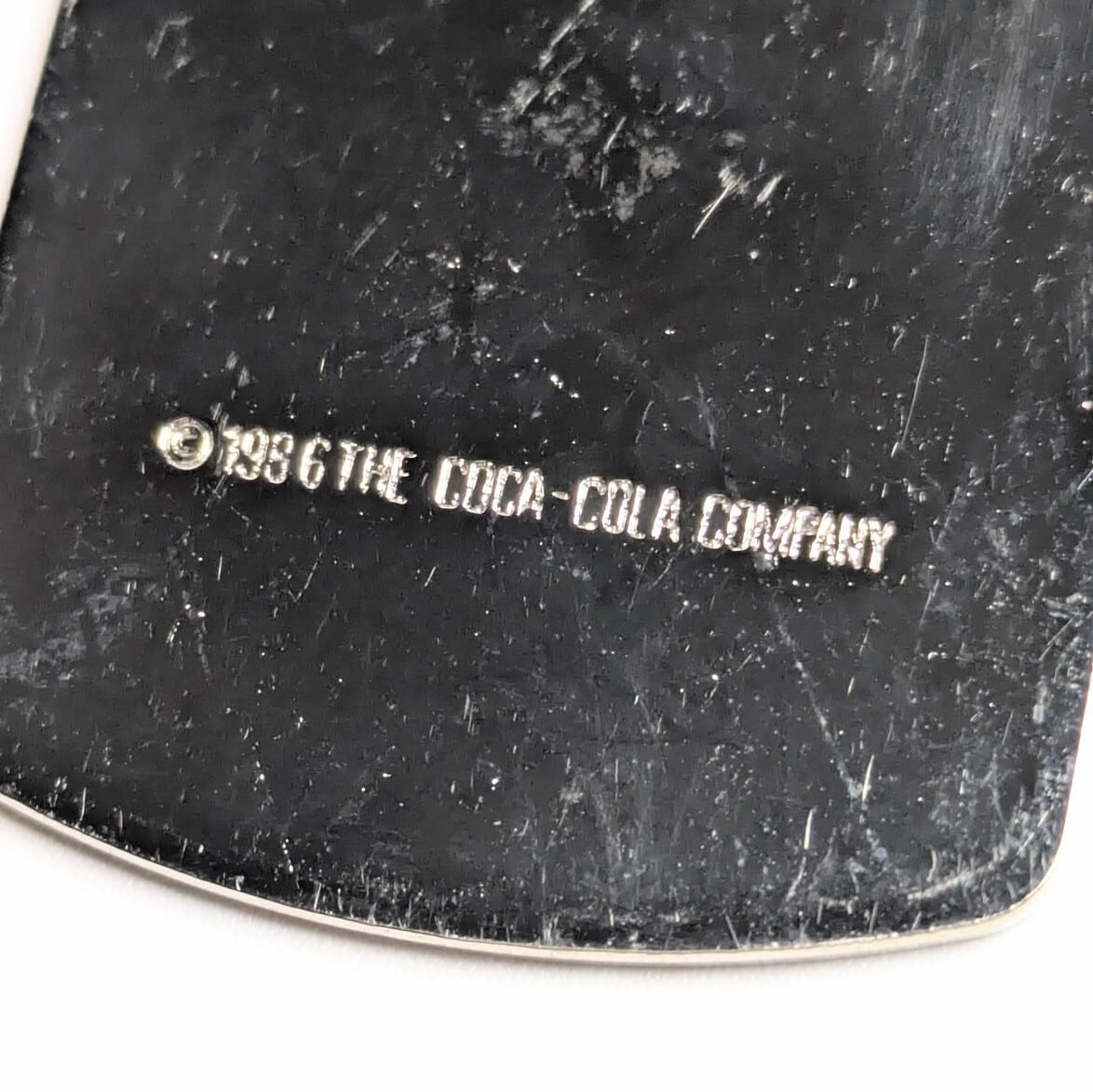 ☆VINTAGE 1986☆【 Coca-Cola / Coke( コカコーラ )】 メタルキーホルダー 〚アメリカン雑貨 アメトイ〛