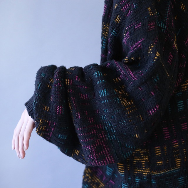 "LONDON FOG" psychedelic multi color design loose silhouette knit cardigan