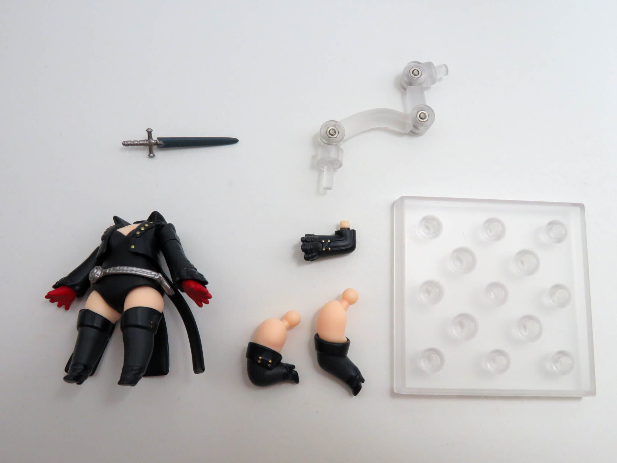 再入荷【2263】 芳澤かすみ 怪盗服Ver. 体パーツ 怪盗服 ねんどろいど