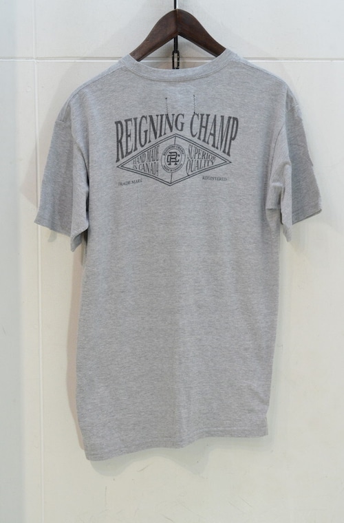 REIGNING CHAMP Tシャツ