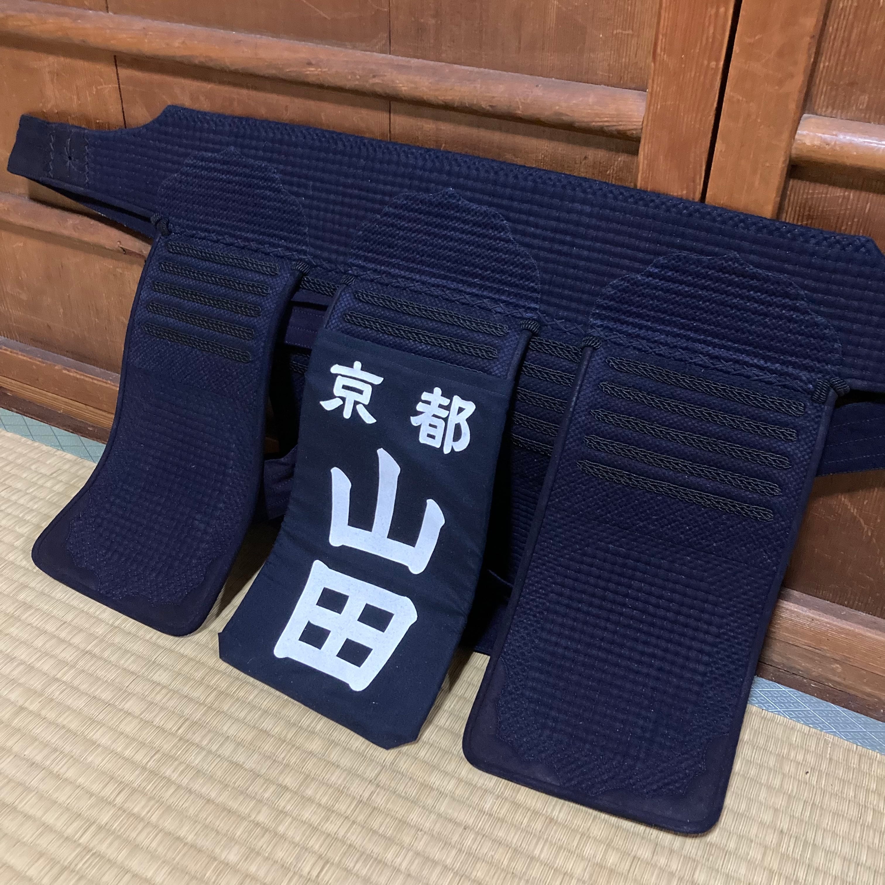 名札】西尾製(垂ネーム・ゼッケン) 独特の手書き書体 シンプルながら