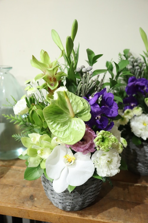 【glänta店頭お受け取り】お盆用おまかせお供えアレンジメント 5,500yen