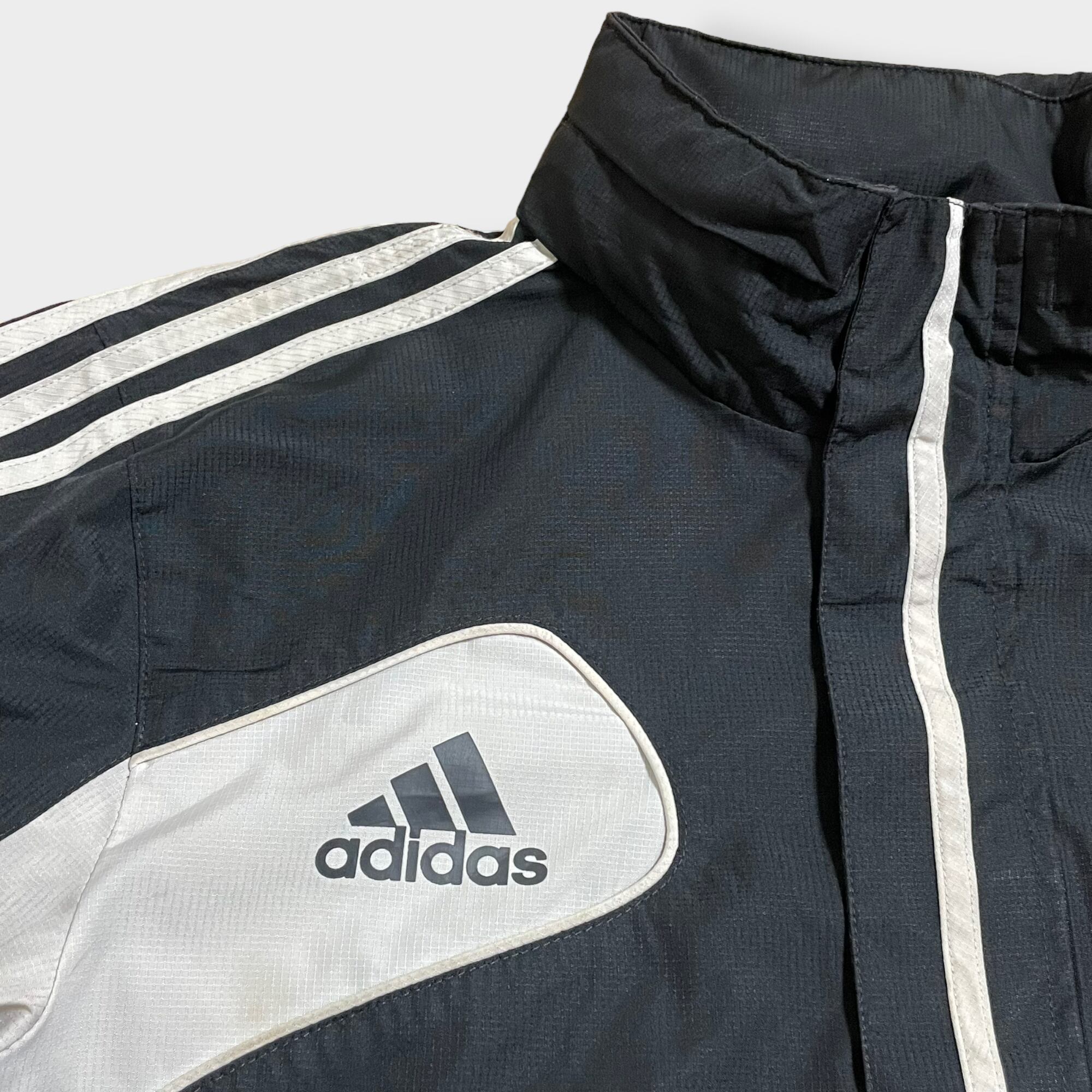 adidasのジャンパー