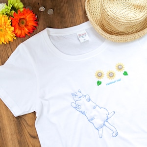 へそ天猫とひまわりの刺繍Tシャツ／白