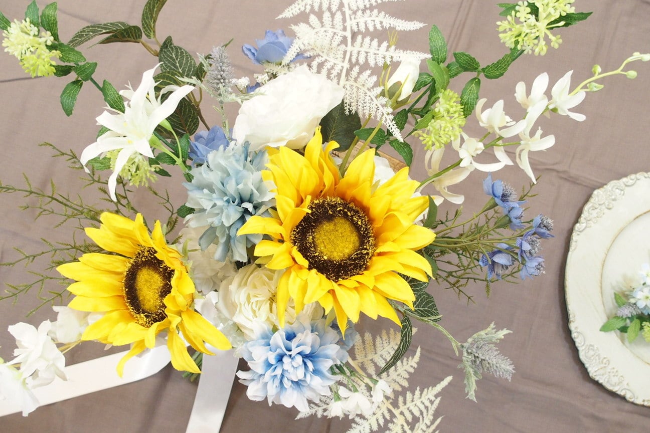 【1点限定】ひまわりとカラーのウェディングブーケ＆ブートニア 1点限定】ひまわりとカラーのウェディングブーケ＆ブートニア 【公式通販】