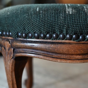 Foot Stool / フットス ツール〈 オットマン・プチポワン・ディスプレイ・店舗什器・アンティーク・ヴィンテージ 〉114532