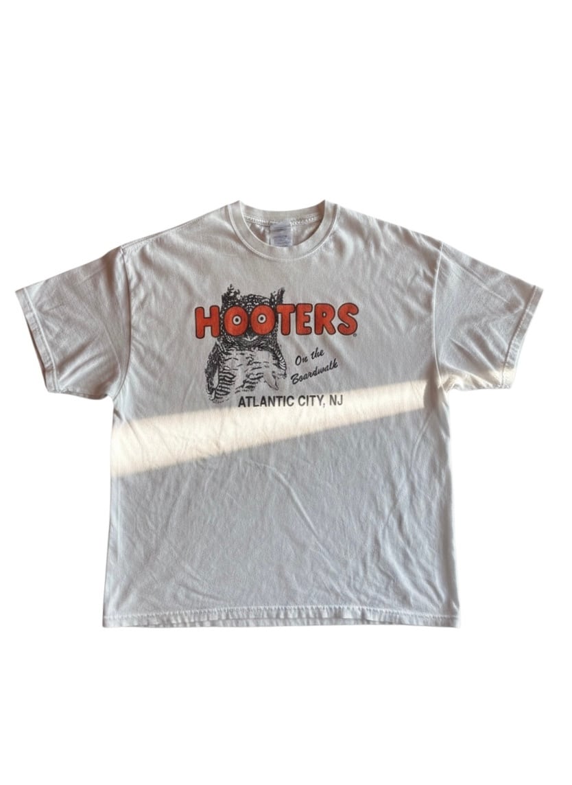 90's HOOTERS tee