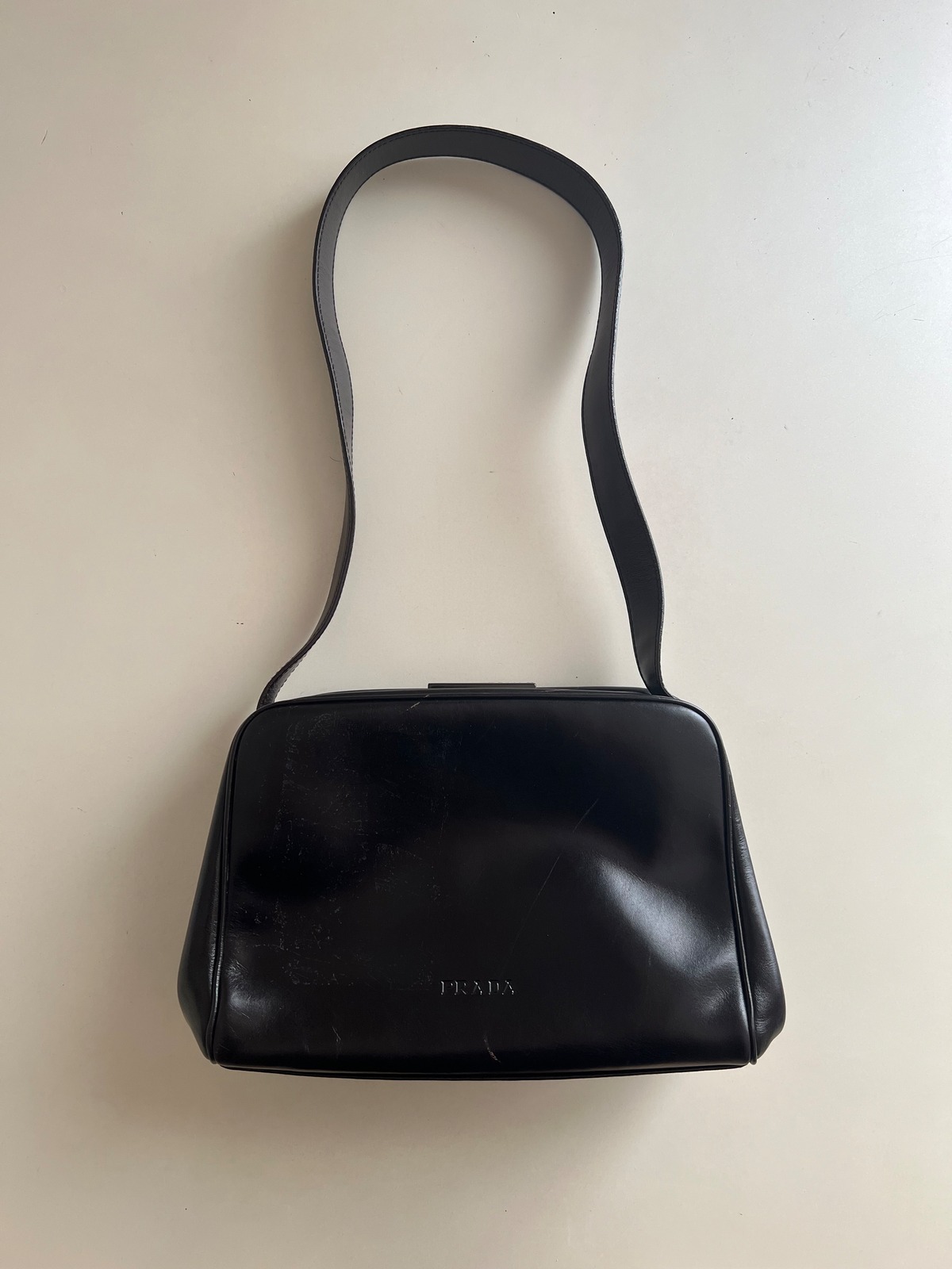 AW1997 PRADA LEATHER SHOULDER BAG | triptraproll