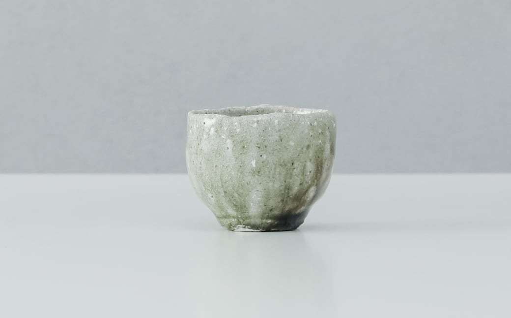 土平窯 藤ノ木土平】唐津焼／穴窯 唐津灰被りぐい呑み 手びねり酒器