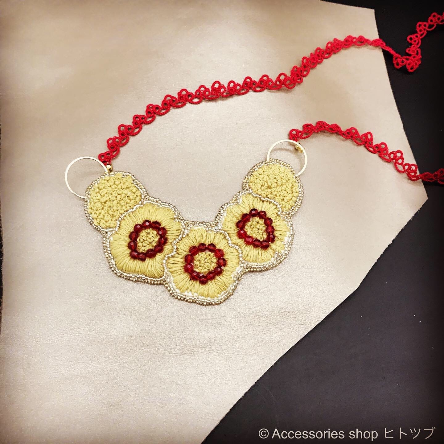 0182:linen×cotton お花のロングネックレス