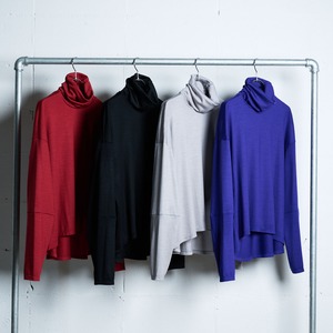ph7+ | P4FCS04 / Gather high neck pullover