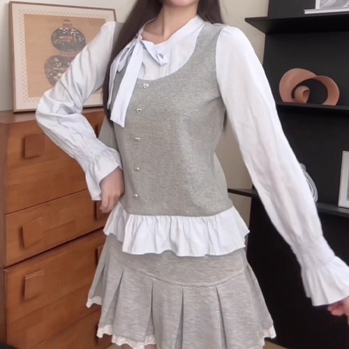 レイヤード風ボウタイフリルヘムトップス ・71917