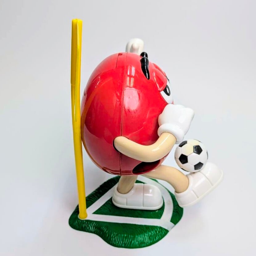 ☆ VINTAGE JUNK ☆【 m&m's  ( エムアンドエムズ ) 】 ディスペンサー コレクション / サッカー / レッド 〚アメリカン雑貨 アメトイ〛