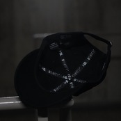 【gifthat別注】NEW ERA 930/9THIRTY  ニューヨーク・ヤンキース　BLACK SEAGLASS