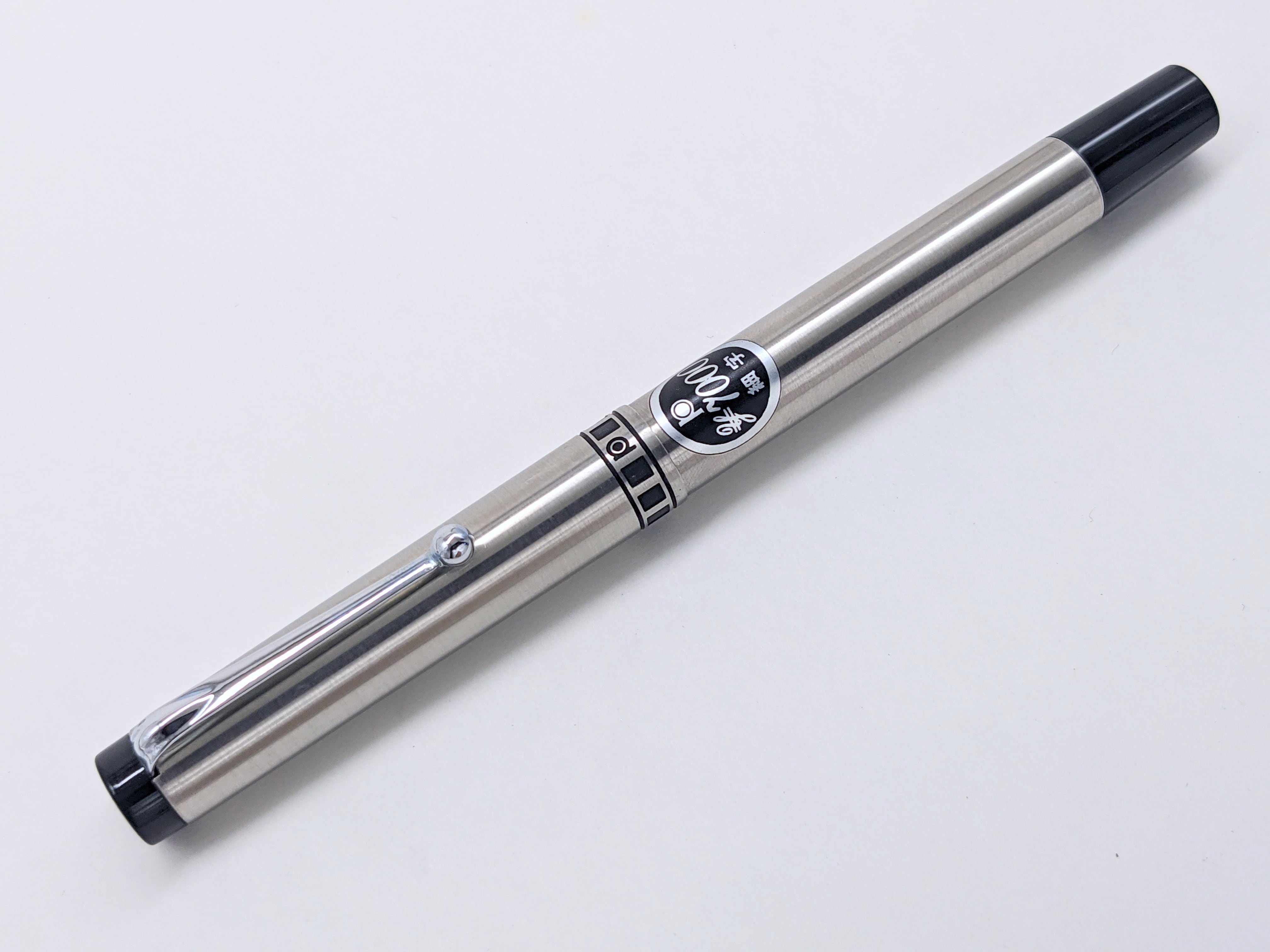 プラチナ万年筆　Riviere　ストライプ　18k-WG レトロ　ブラウン プラチナ万年筆 Riviere ストライプ 18k-WG レトロ ブラウン