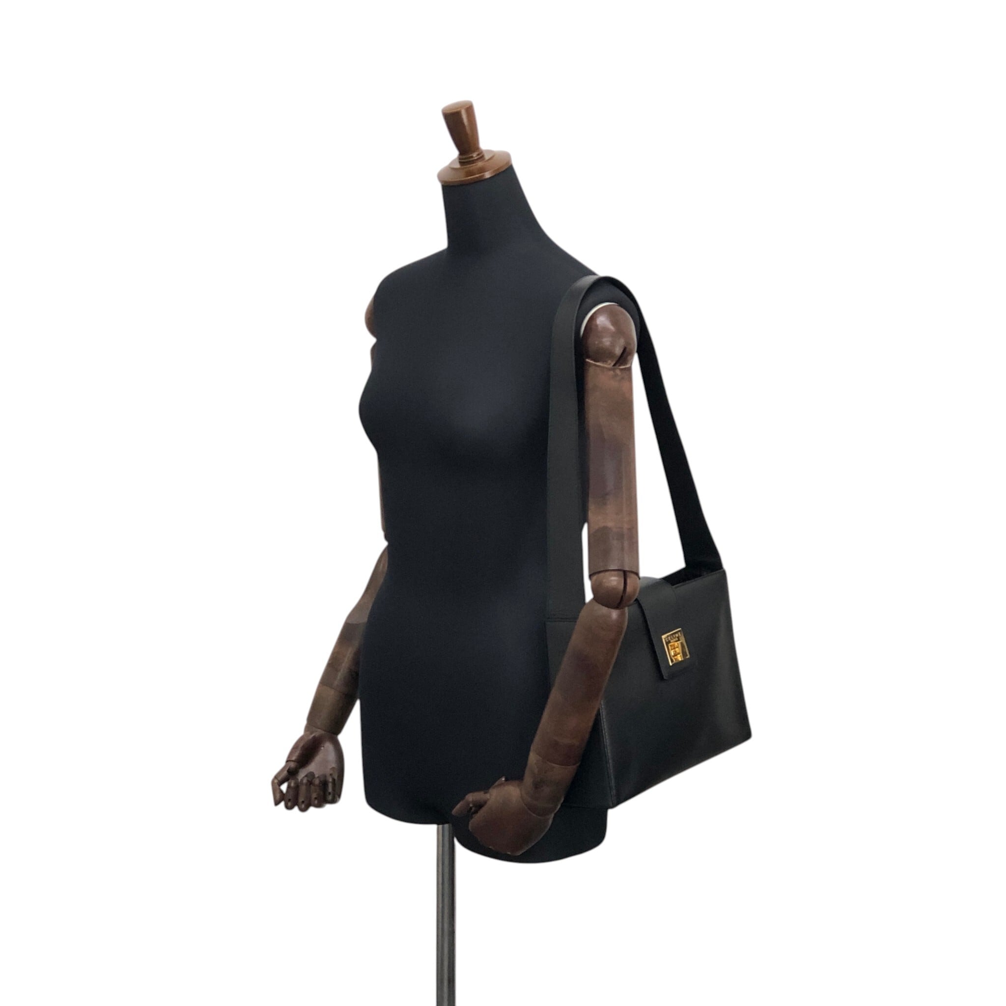 CELINE セリーヌ ショルダーバッグ ブラック ターンロック レザー