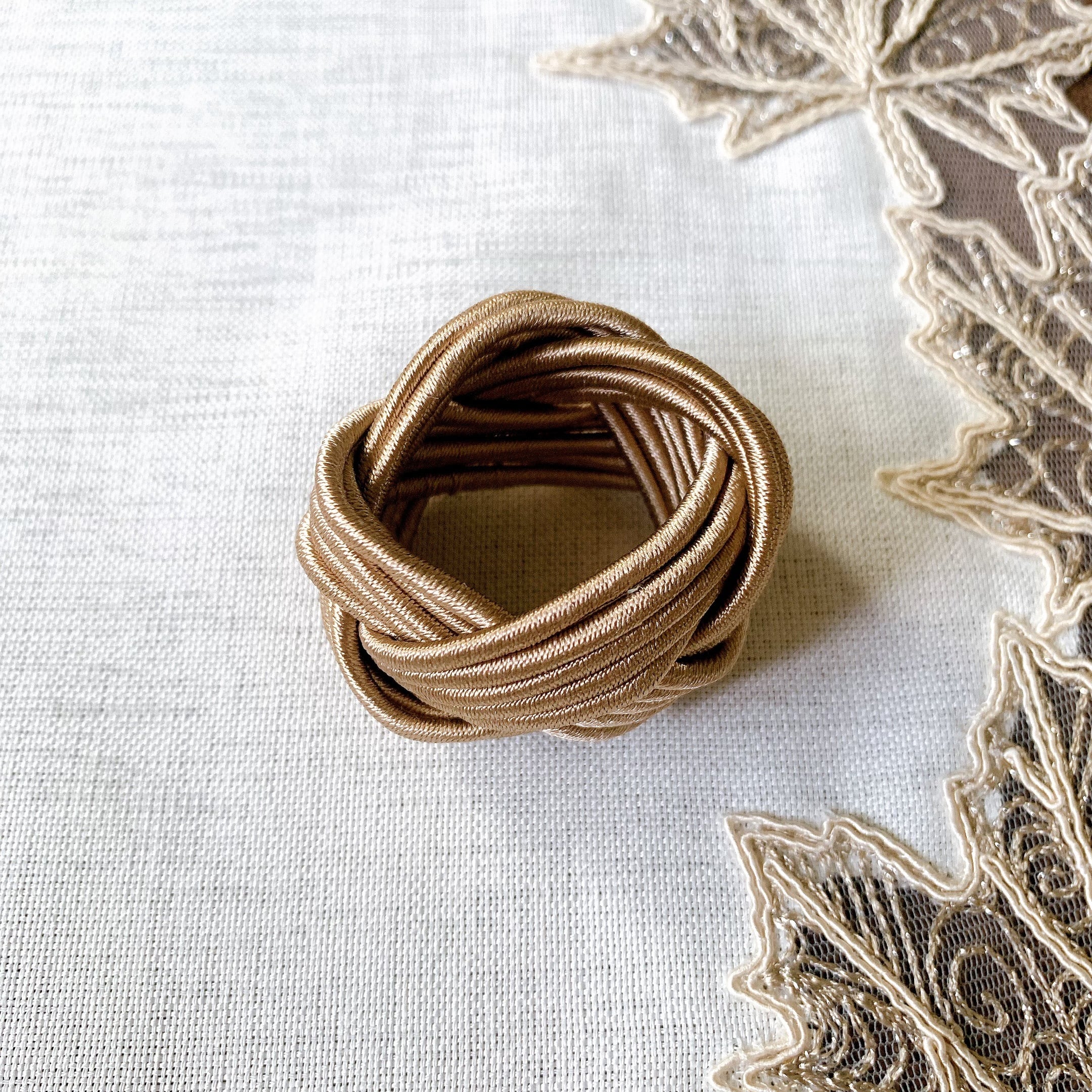 グレージュ ナプキンリング | Floraison Table フロレゾンテーブル