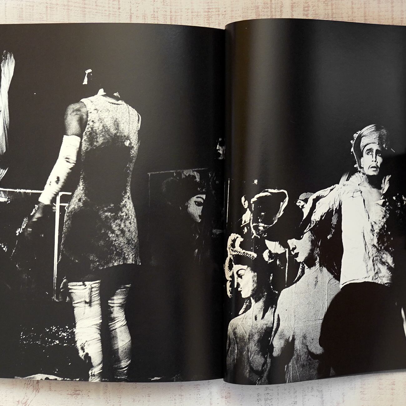 実存 968-69 状況劇場 西村多美子 (大久保鷹サイン入) | タイムカプセル